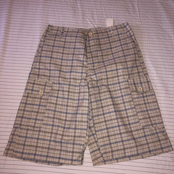 Men’s baggy shorts - Picture 1 of 3